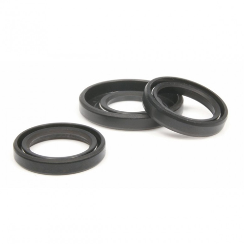 Injection molding machine oil seal